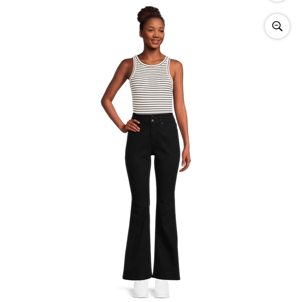 Juniors Double Button Flare Jean